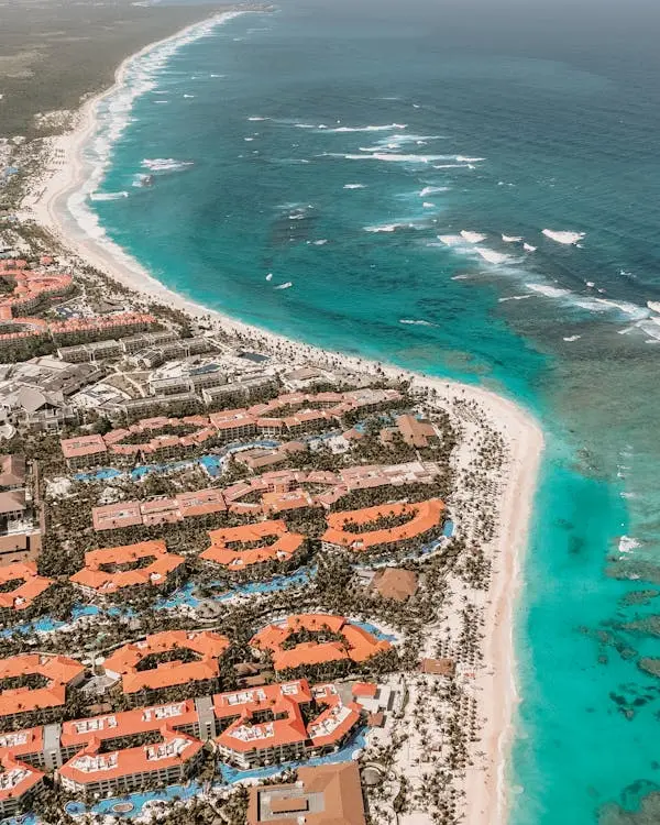 Bávaro, Dominican Republic: An Unforgettable Caribbean Paradise for Sun-Seekers & Beach Lovers