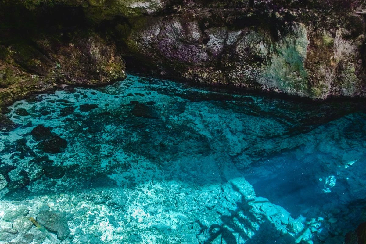Explore Hoyo Azul