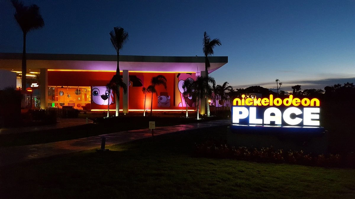 best hotels in Punta Cana: Nickelodeon Hotel