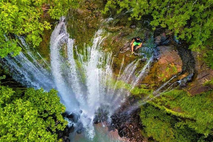Swimming at Salto El Lim\u00f3n Waterfall