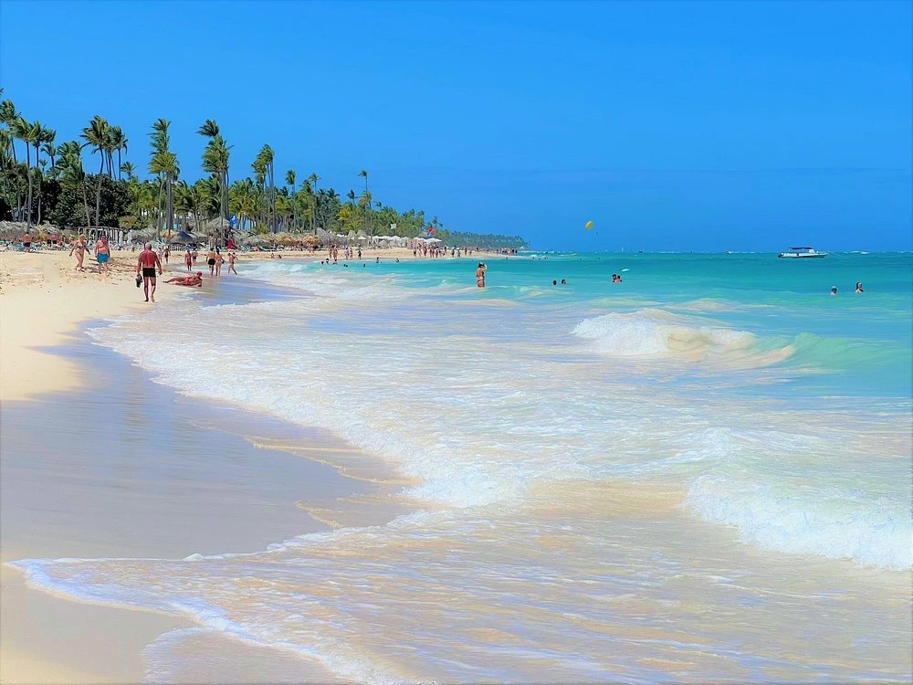 How Is the Beach at Moon Palace Punta Cana? (The Seaweed Question, Answered Honestly)