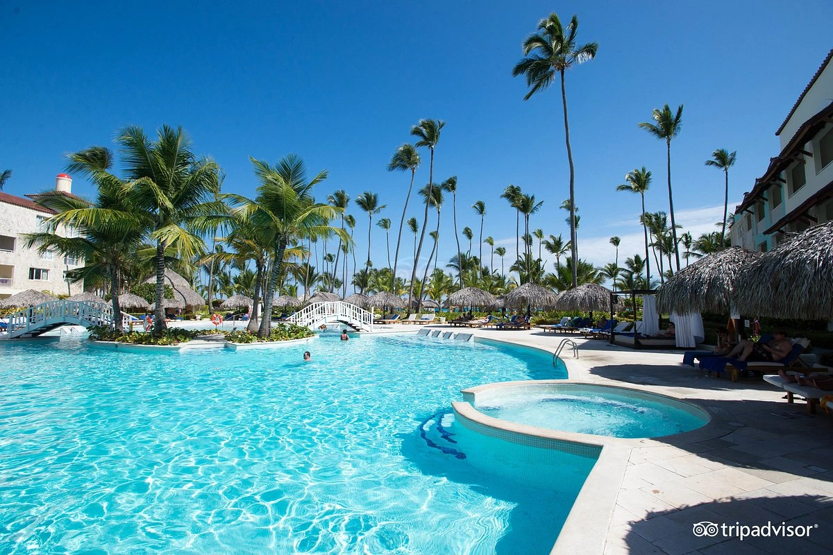 TRS Turquesa Hotel pool